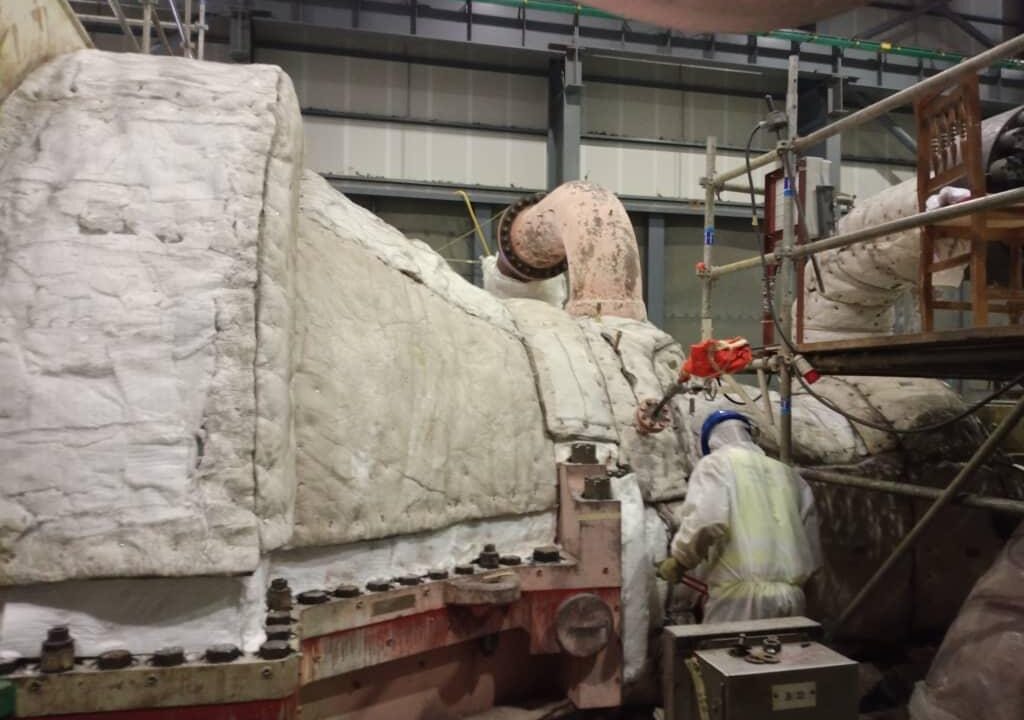 Maximiser l’Efficacité Énergétique Industrielle avec l’Isolation par Matelas Isolants